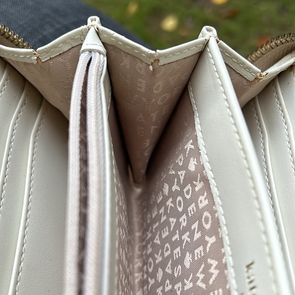 Kate spade zip around wallet - Picture 10 of 11